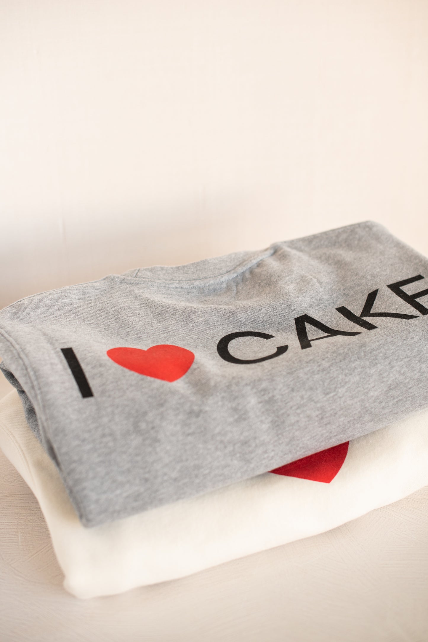I ❤️ Cake Sweatshirt